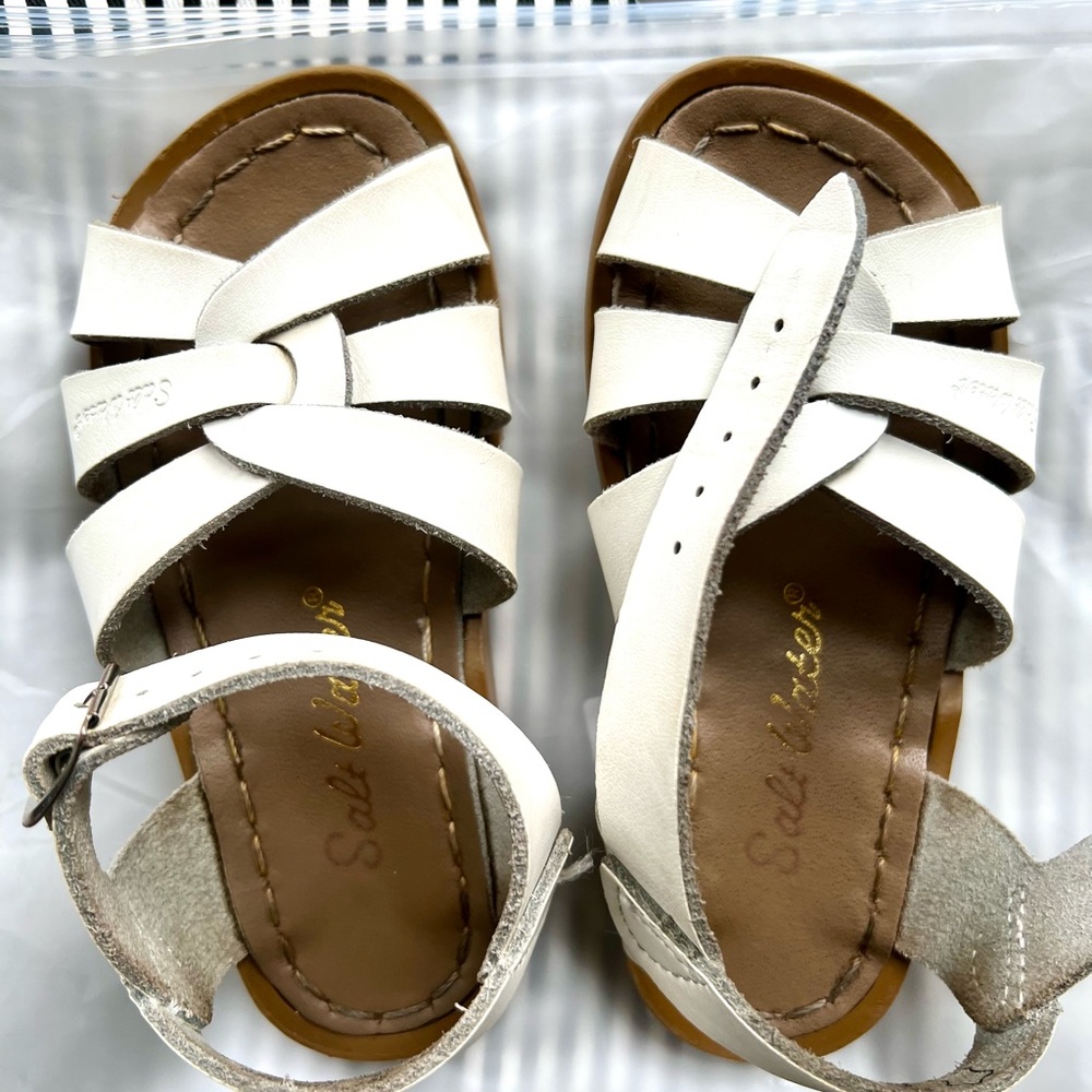 Saltwater sandals